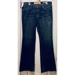 New York And Company Dark Denim Flare New With Tags Size 18/34 Women’s